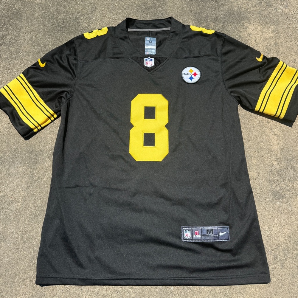 Men’s Nike Pittsburgh Steelers Kenny Pickett Jersey- Size M